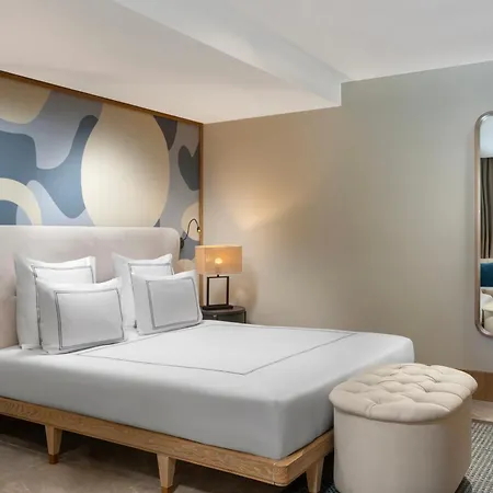 Swissotel Living 5*