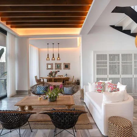 酒店 Swissotel Living