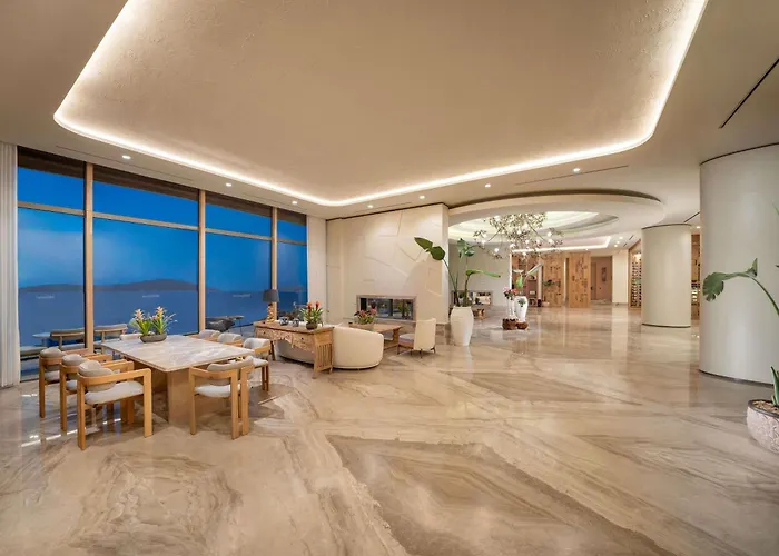 Szálloda Swissotel Living 5*