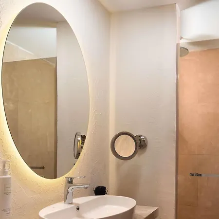 Swissotel Living מלון 5*