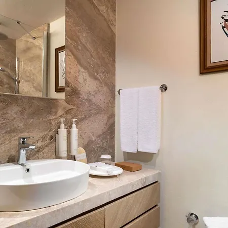 Swissotel Living 5*