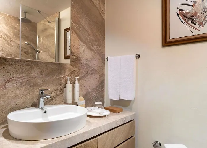 Swissôtel Living 5*