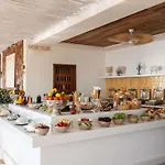 Swissôtel Living 5*