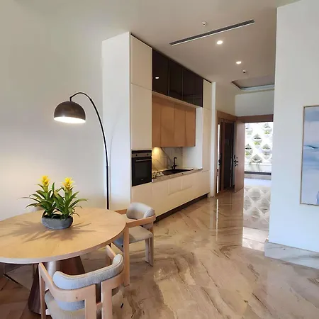 Swissotel Living 호텔 5*