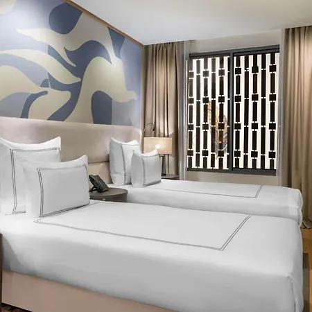 Swissotel Living ホテル 5*